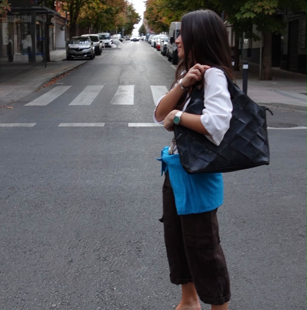 SHOPPER VERA